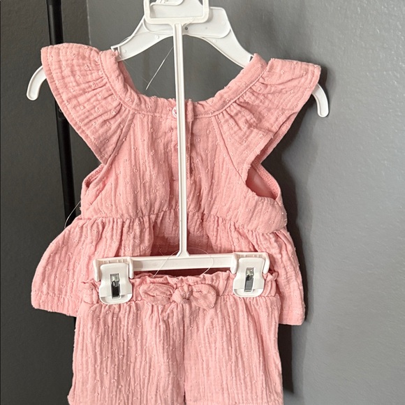 Daisy Fuentes Pink Ruffled Baby Set - Picture 3 of 5